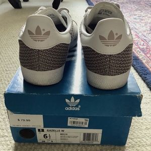 Adidas Gazelle tan and white low suede and leather perfect for spring summer